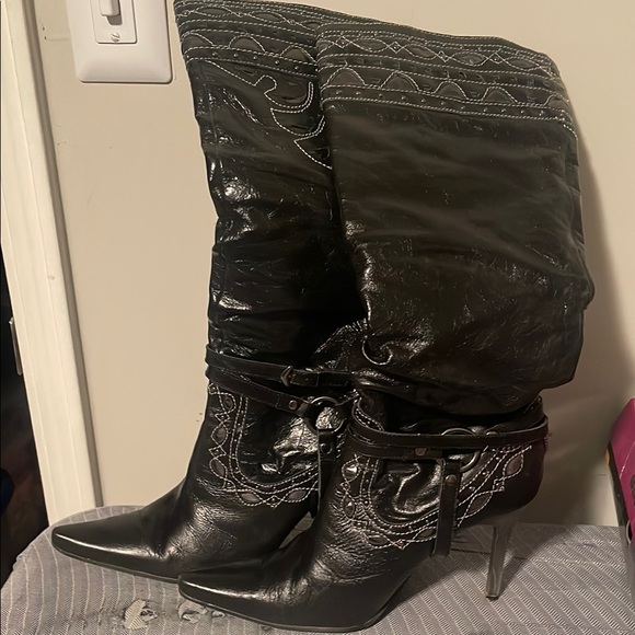 Dollhouse Black Heeled Boots with Stiletto and Glossy Finish - Picture 1 of 9